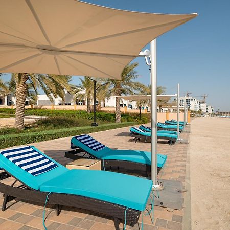 Simply Comfort In Sarai Palm Jumeirah Dubai Buitenkant foto