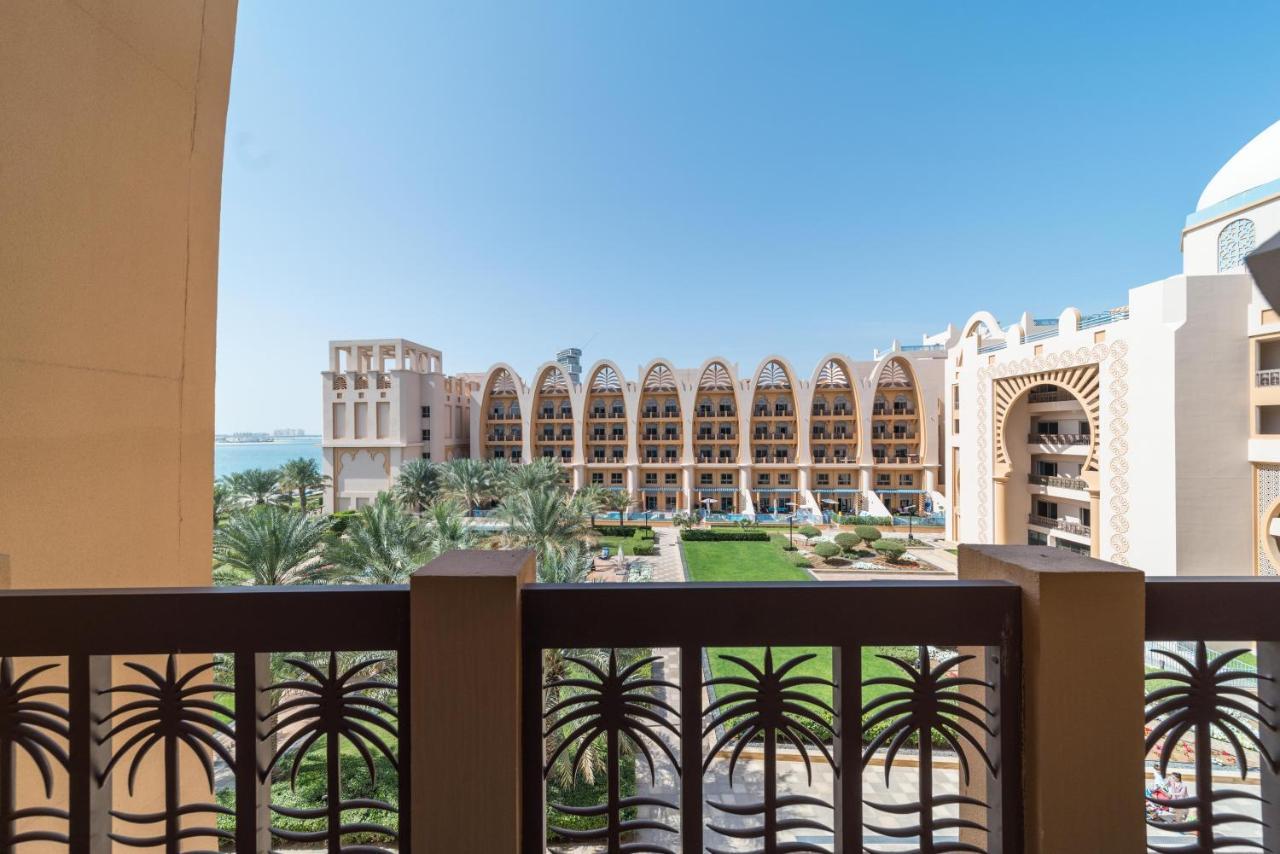 Simply Comfort In Sarai Palm Jumeirah Dubai Buitenkant foto