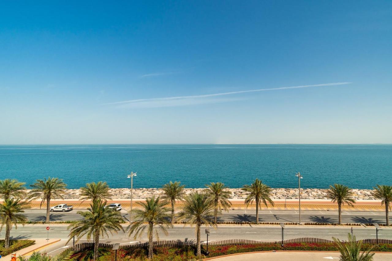 Simply Comfort In Sarai Palm Jumeirah Dubai Buitenkant foto