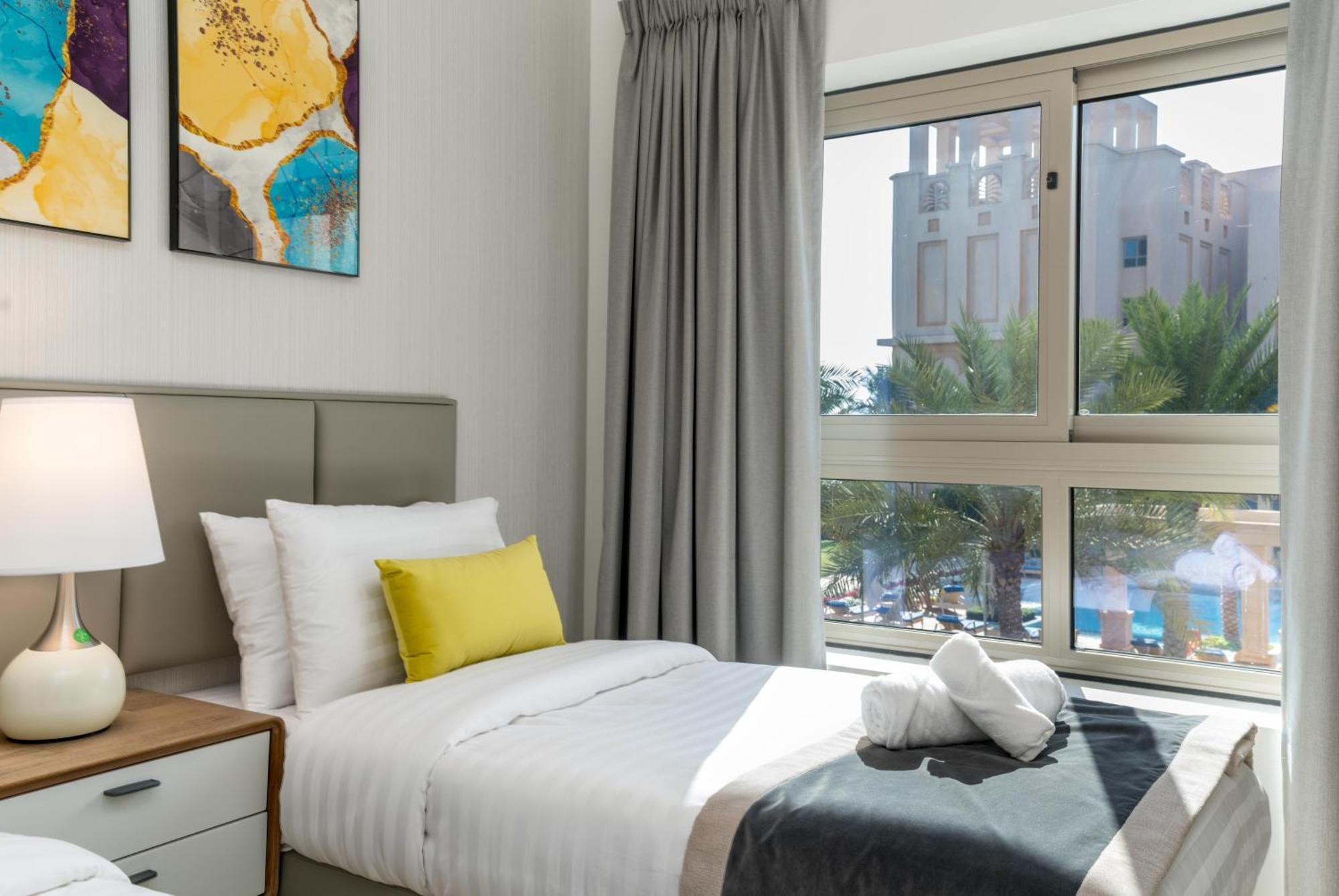 Simply Comfort In Sarai Palm Jumeirah Dubai Buitenkant foto