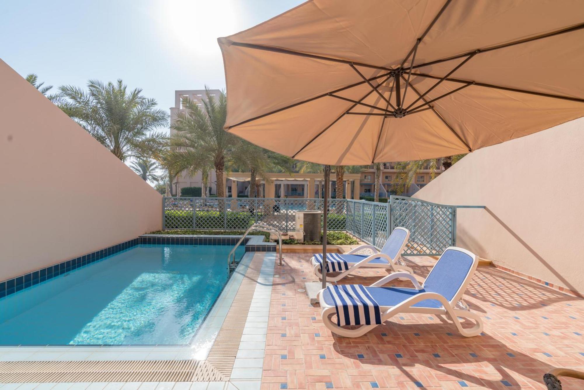 Simply Comfort In Sarai Palm Jumeirah Dubai Buitenkant foto