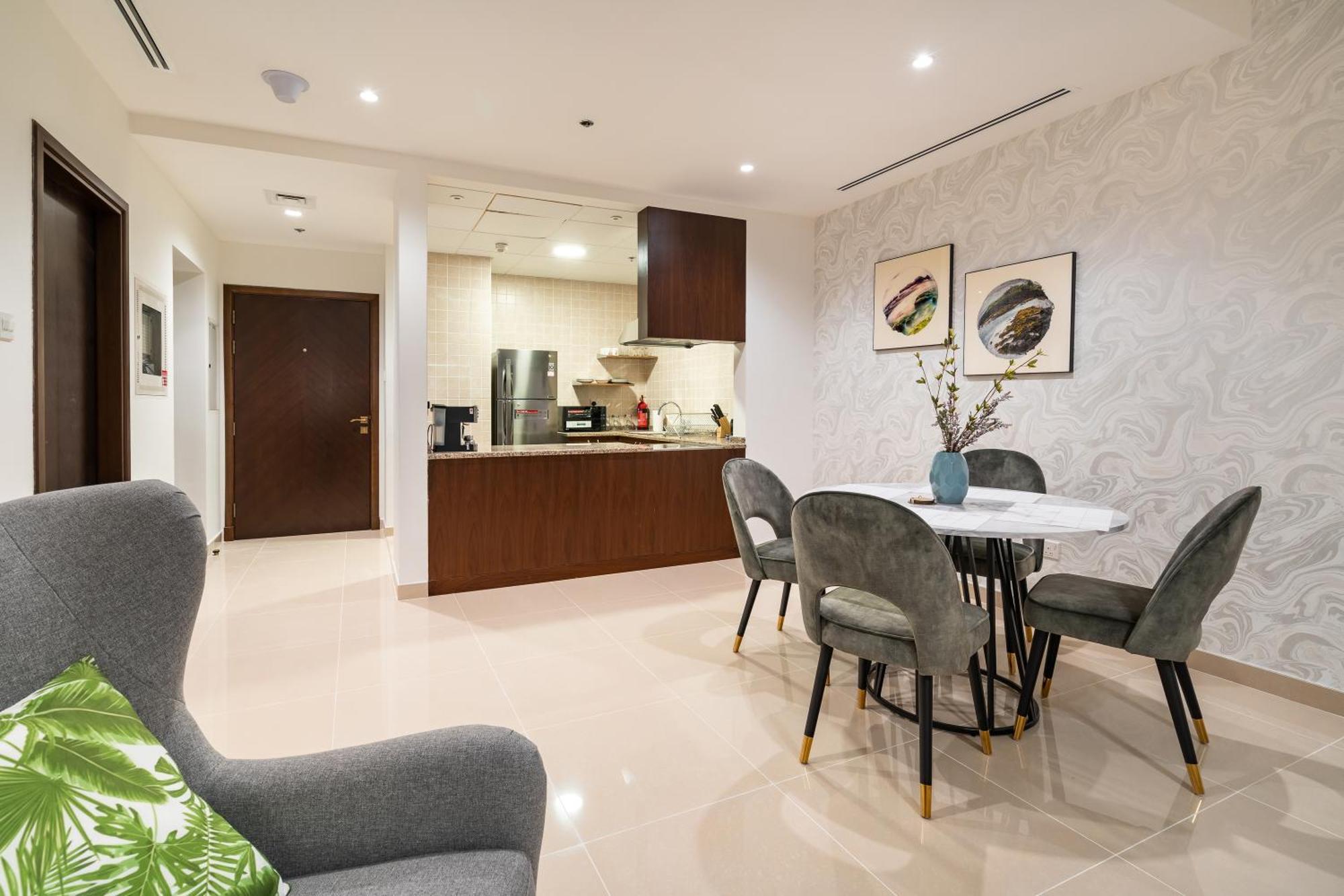 Simply Comfort In Sarai Palm Jumeirah Dubai Buitenkant foto